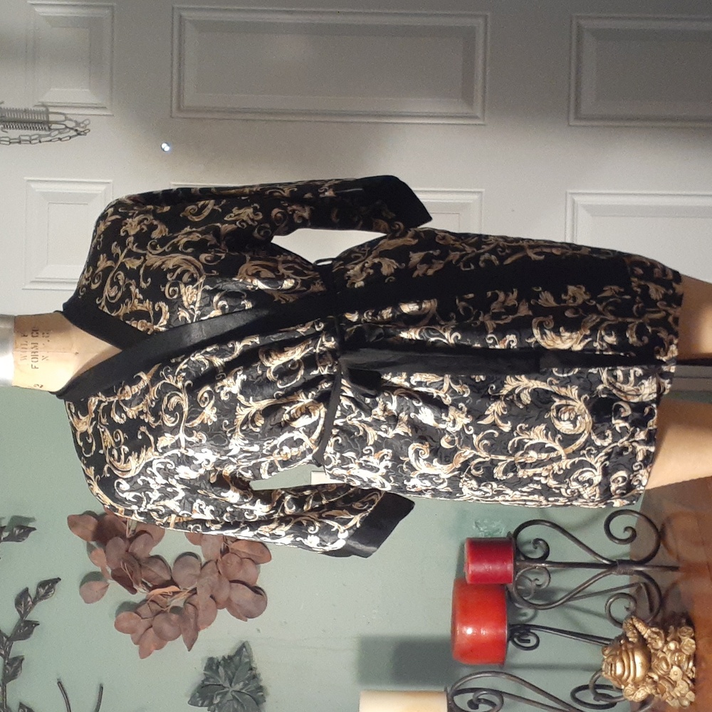 Inner Most women's robe